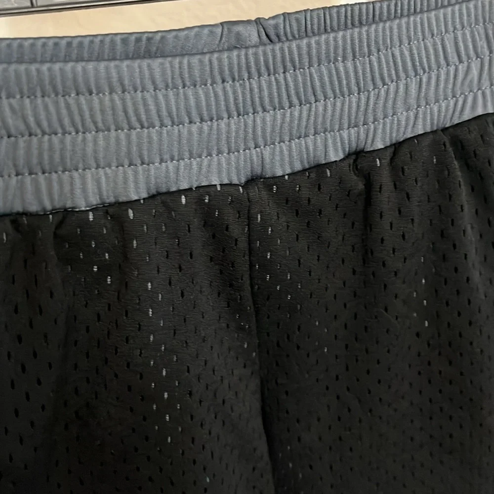 Champion black & gray mesh shorts Size S